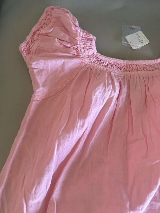 We The Free by Free People Pink Long Pintucked Ruffle Front Henley Top NWT Sz L - Picture 10 of 11